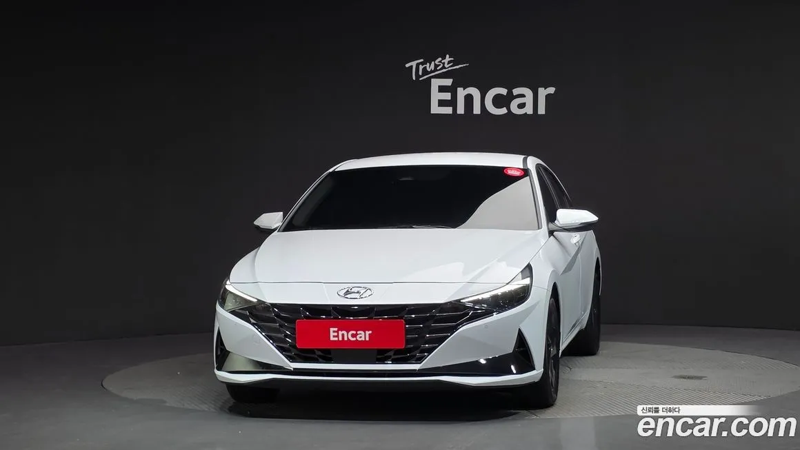 Hyundai AVANTE — фото 3