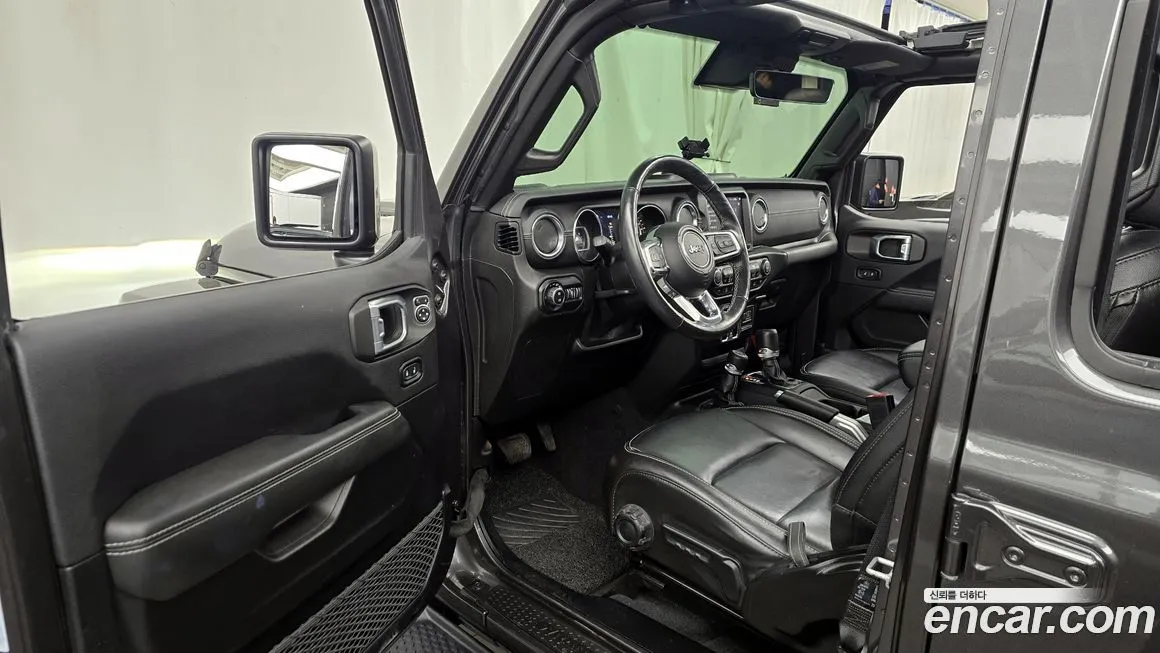 Jeep Wrangler 2021 из KR, фото 10