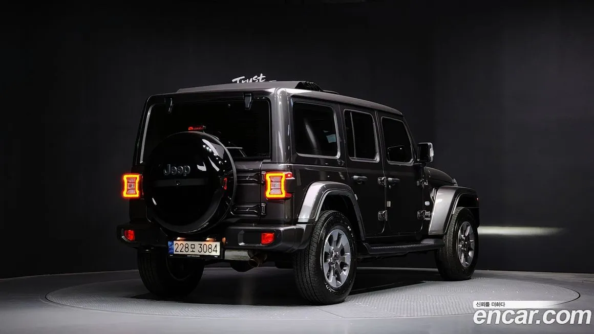 Jeep Wrangler 2021 из KR, фото 2