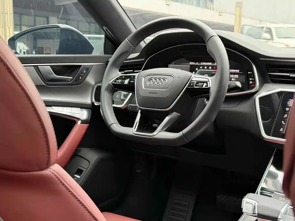 Audi A7L — фото 7