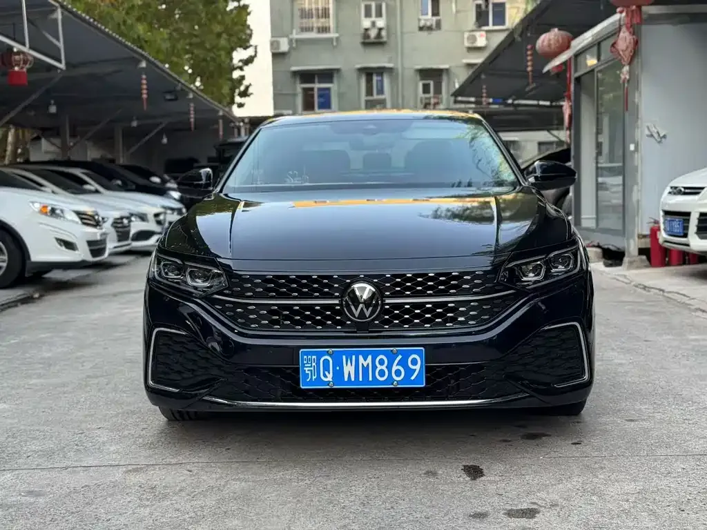 Volkswagen Passat 2022 из CN, фото 2