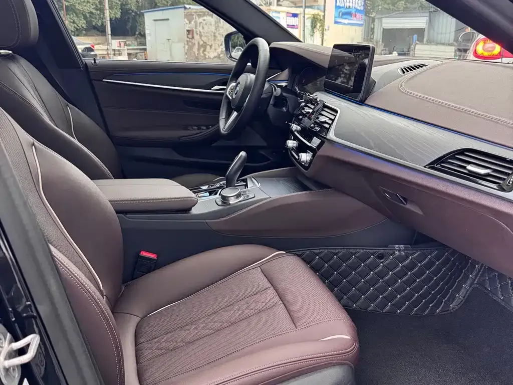 BMW 5 Series New Energy — фото 4