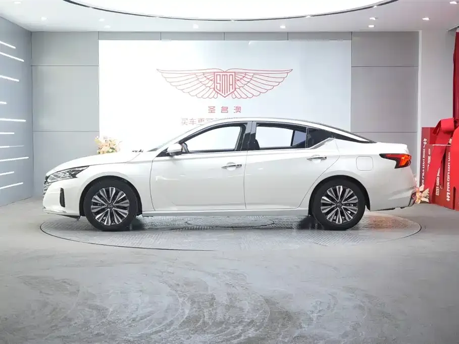 Nissan Teana 2023 из CN, фото 2