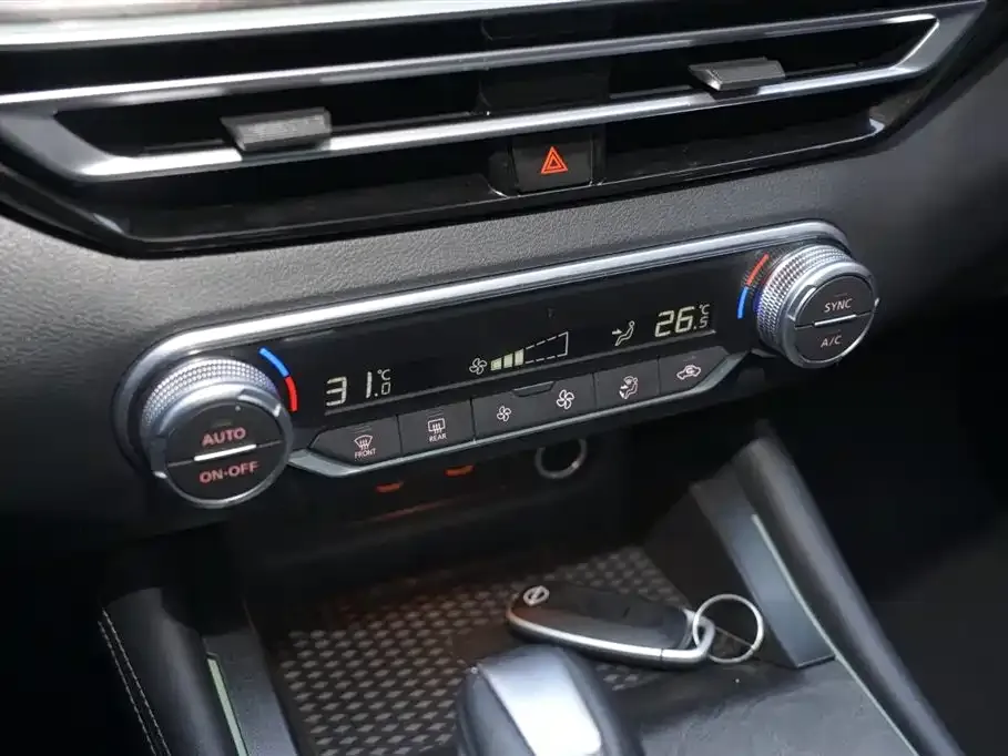Nissan Teana 2023 из CN, фото 9