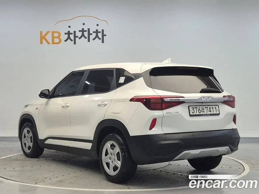 Kia Seltos 2023 из KR, фото 2