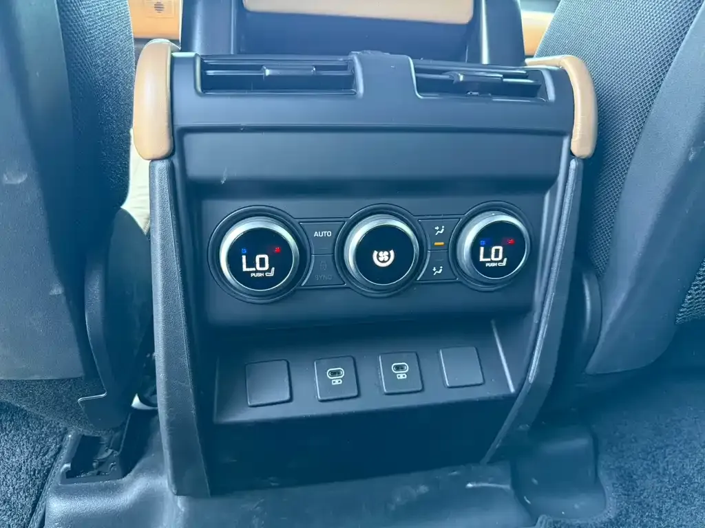 Land Rover Defender 2025 из CN, фото 10