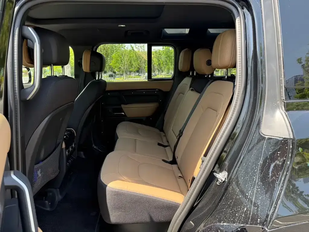 Land Rover Defender 2025 из CN, фото 9