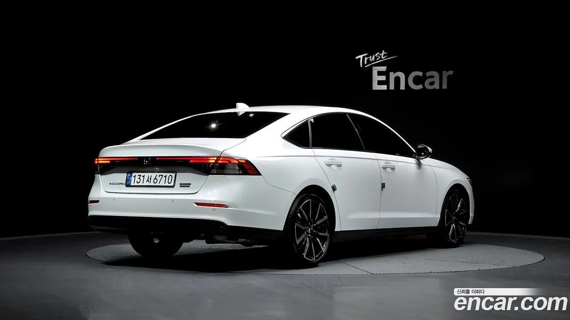Honda Accord — фото 2
