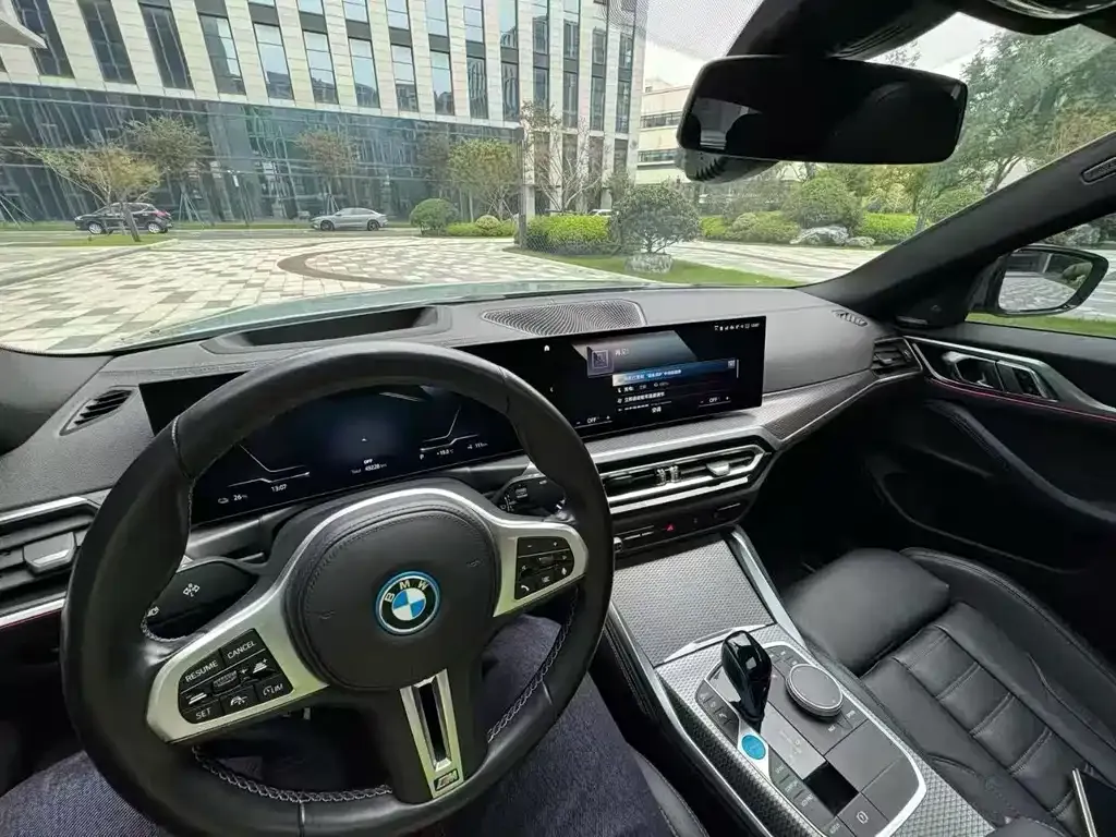 BMW i4 2022 из CN, фото 6