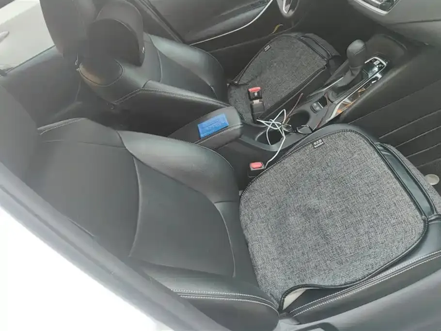Toyota Corolla 2021 из CN, фото 8
