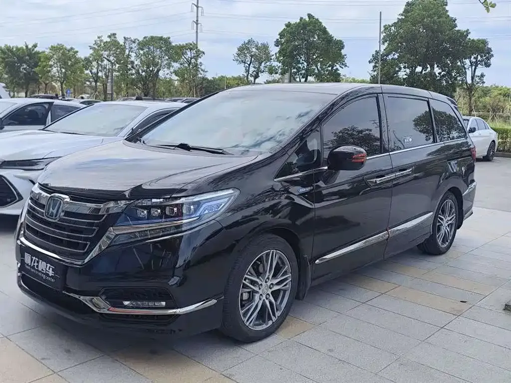 Honda Elysion 2021 из CN, фото 1