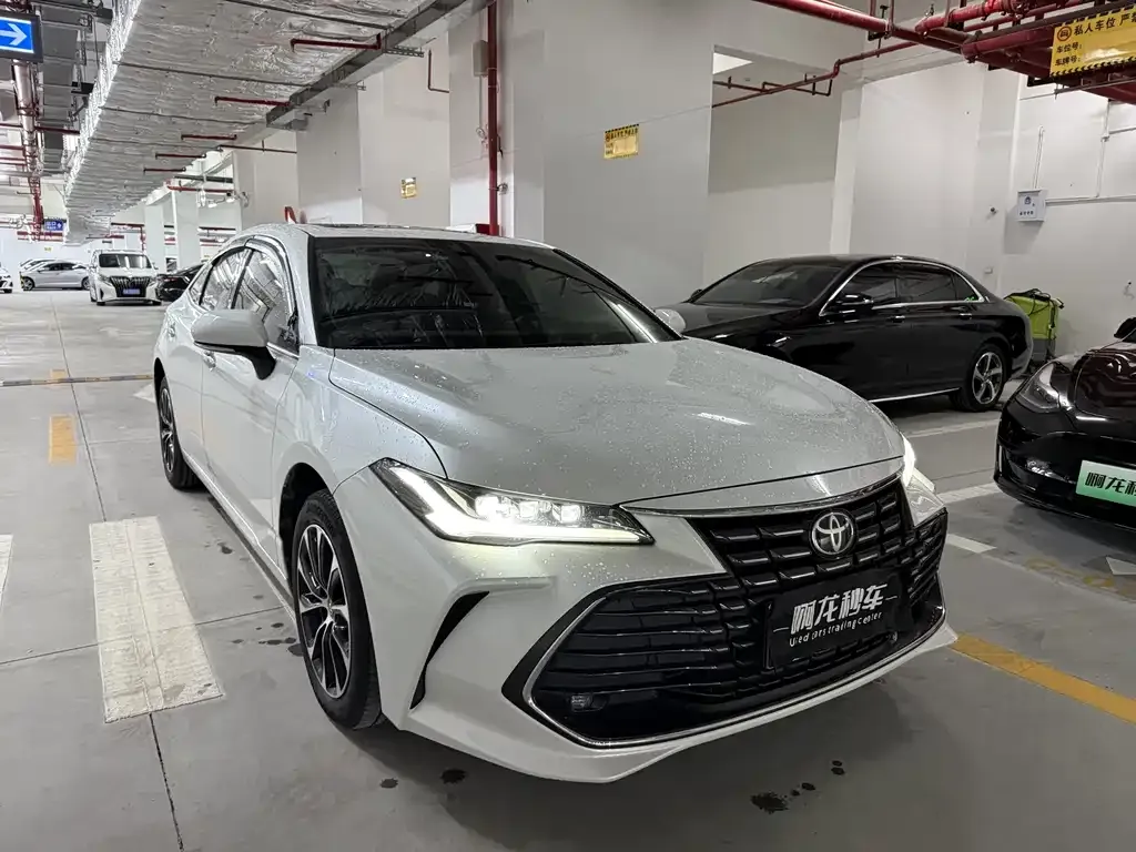 Toyota Avalon 2023 из CN, фото 2