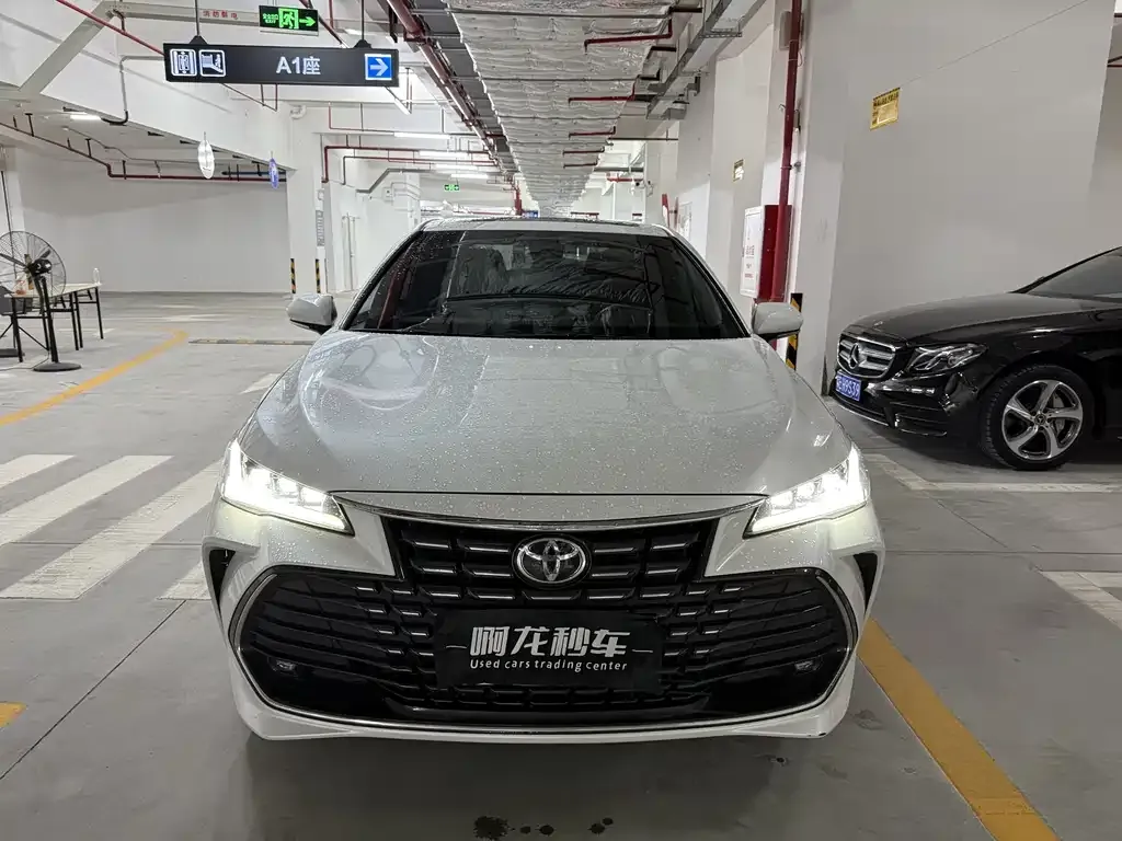 Toyota Avalon 2023 из CN, фото 3