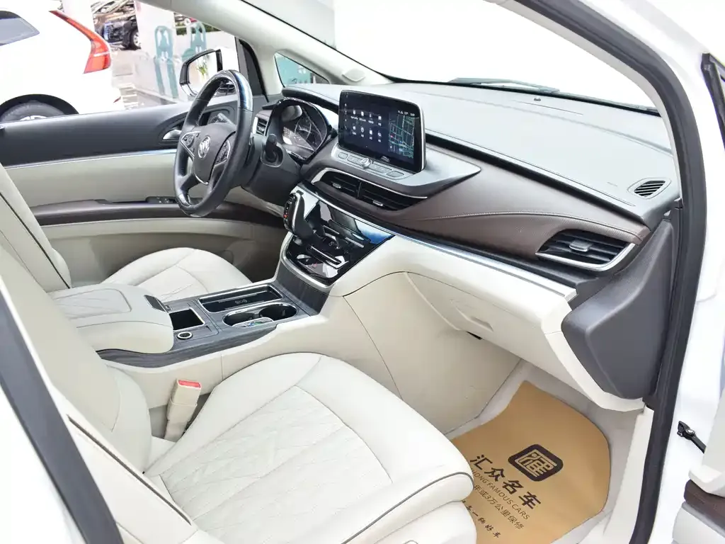 Buick GL8 2021 из CN, фото 10