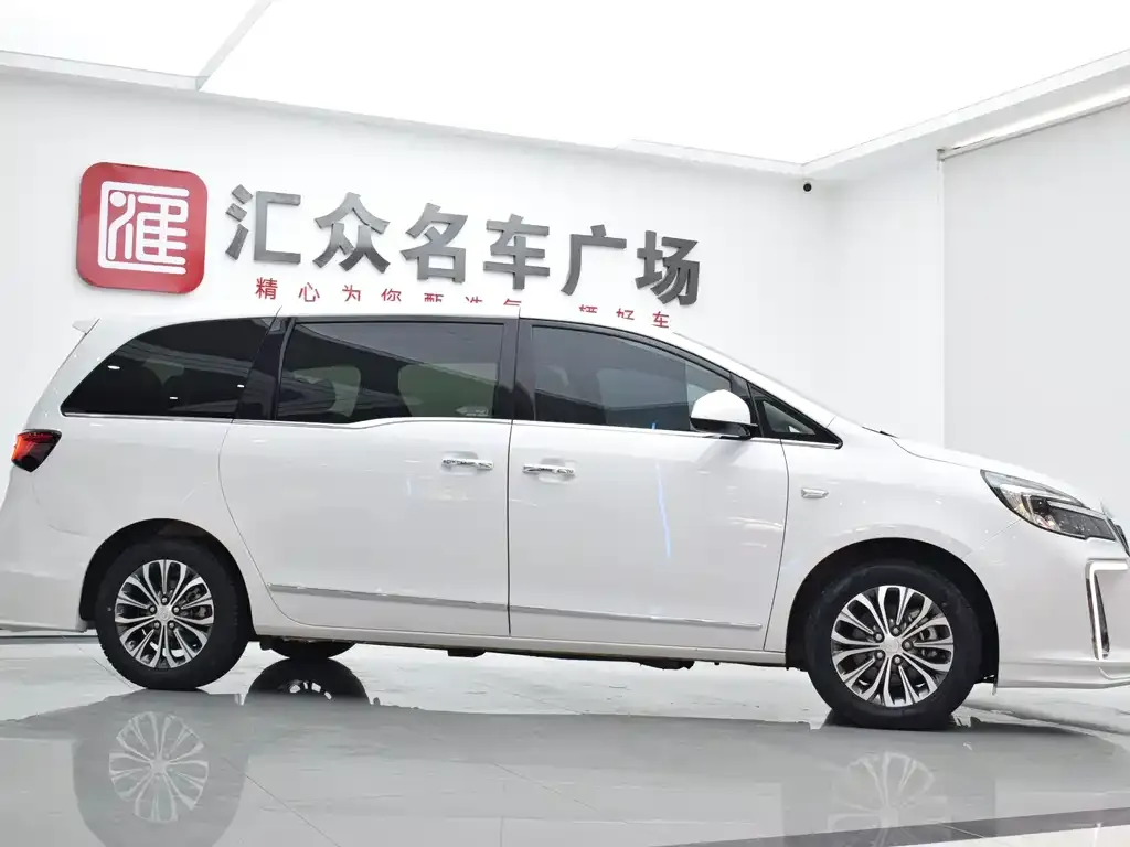 Buick GL8 2021 из CN, фото 3
