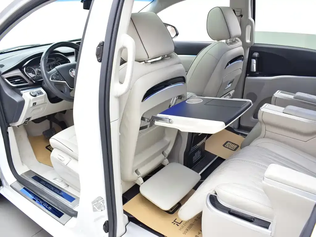 Buick GL8 2021 из CN, фото 7