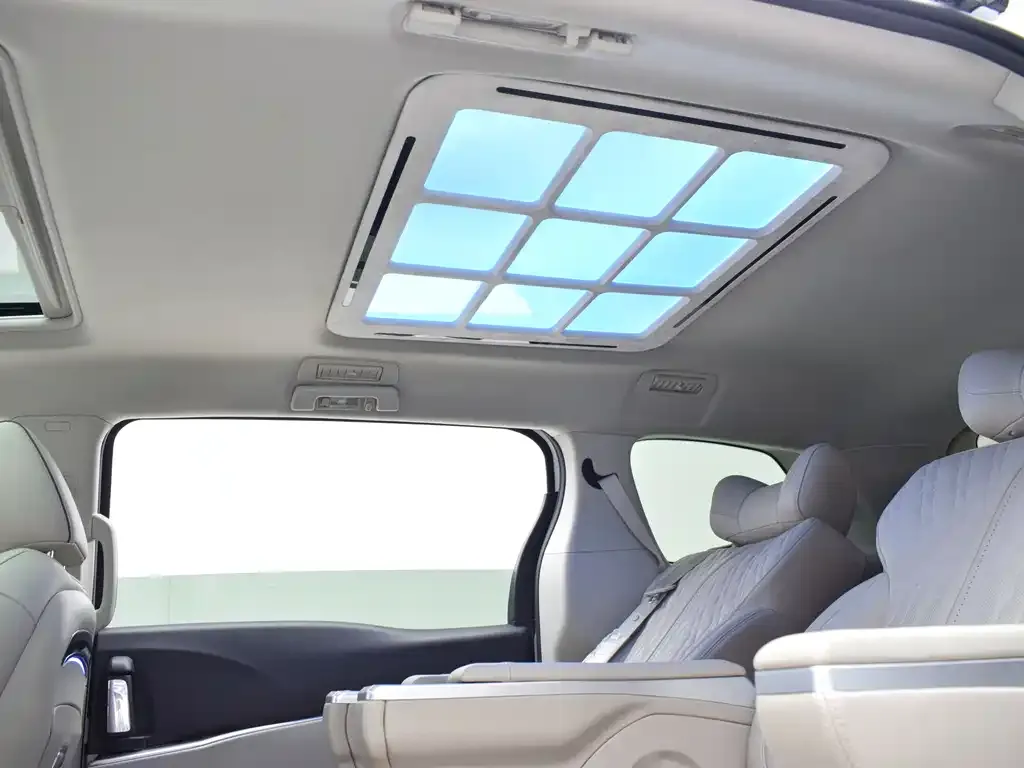 Buick GL8 2021 из CN, фото 8