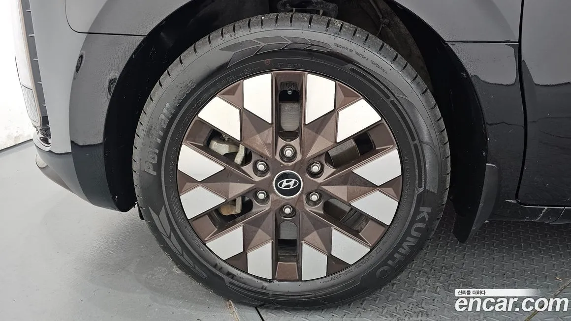 Hyundai Staria 2023 из KR, фото 5