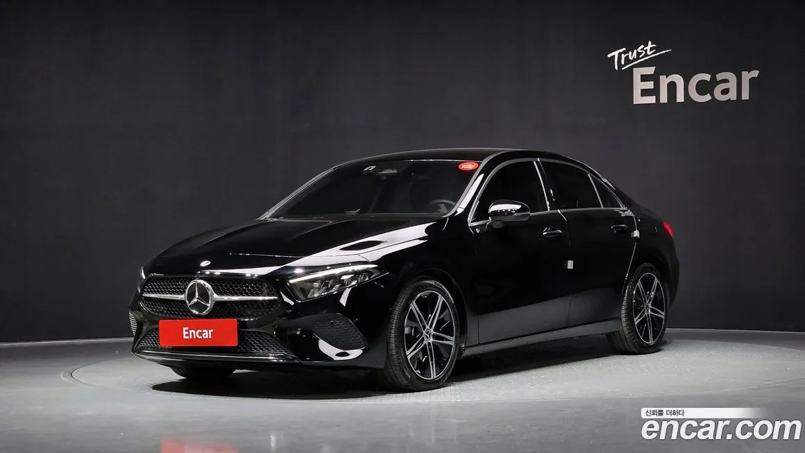 Mercedes-Benz A-Class — фото 1