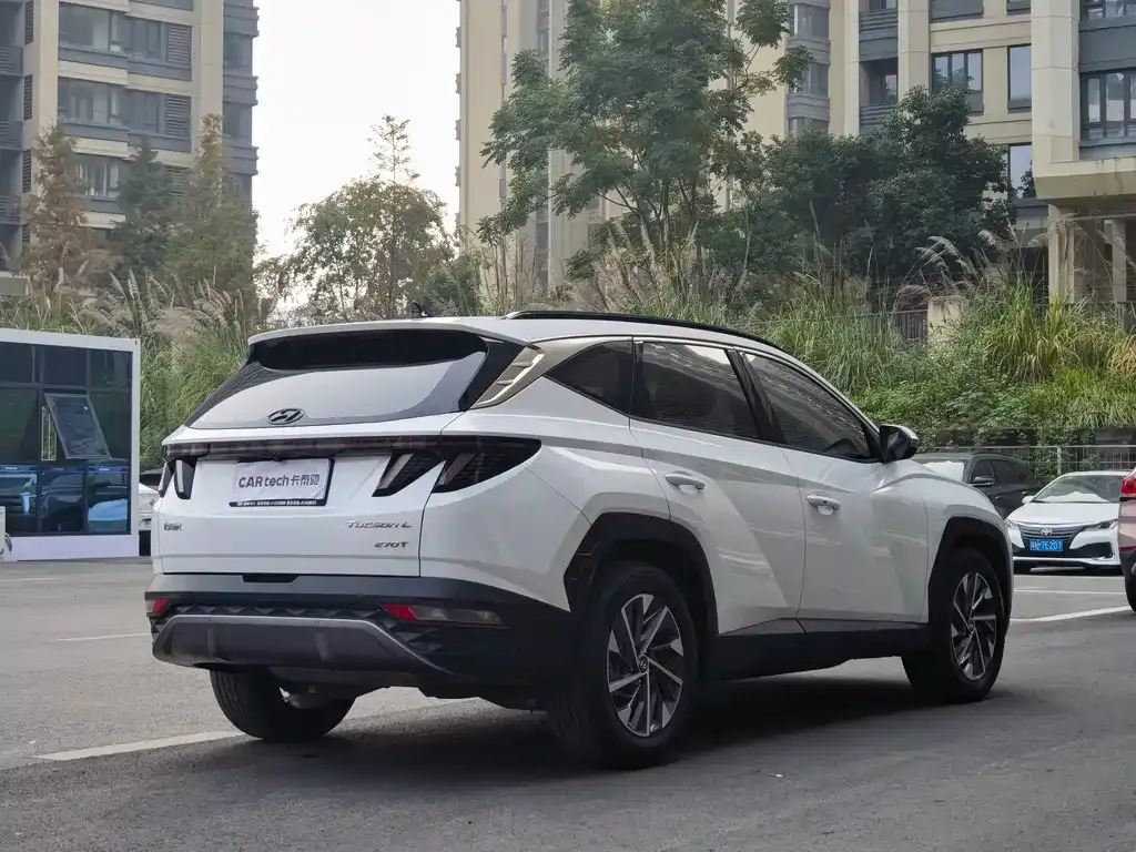 Hyundai Tucson 2022 из CN, фото 7