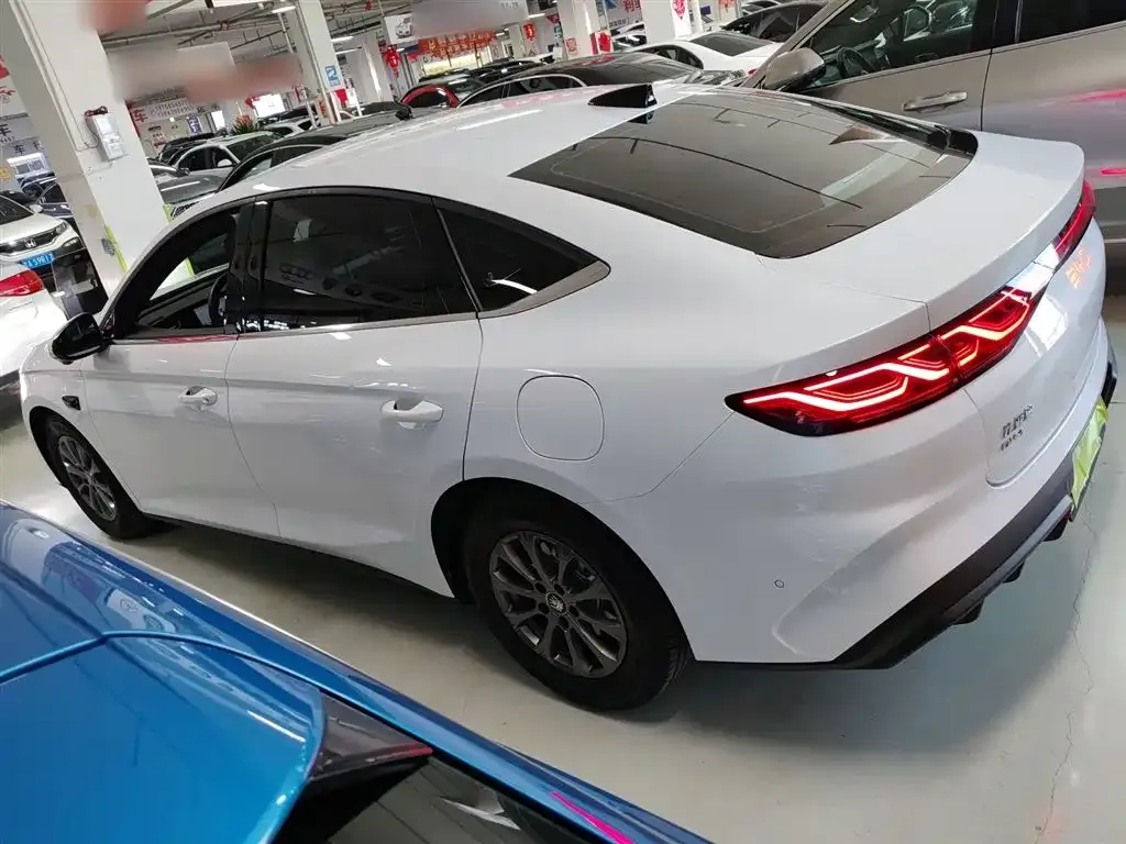 BYD Qin L 2025 из CN, фото 5