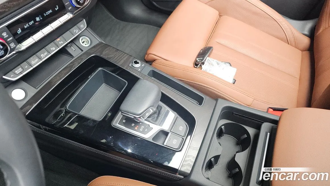 Audi Q5 2023 из KR, фото 9