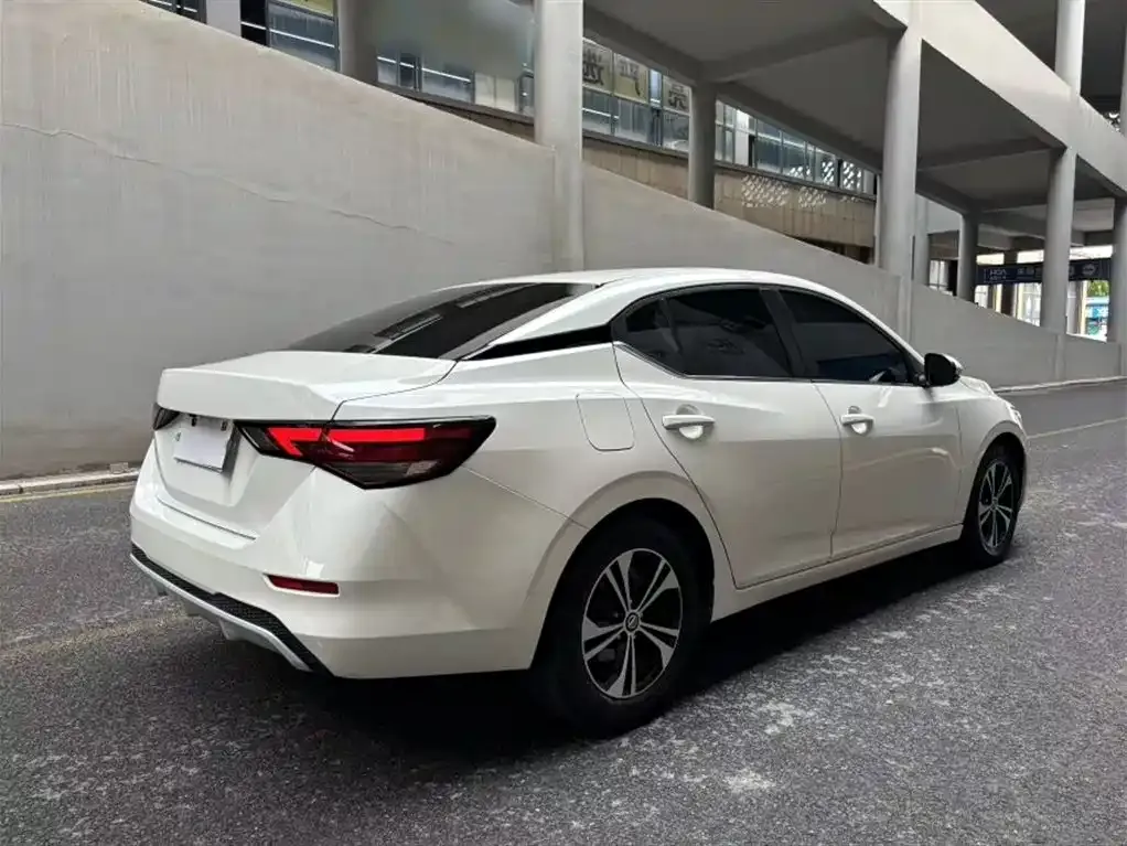 Nissan Sylphy 2023 из CN, фото 6
