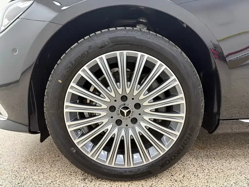 Mercedes-Benz E-Class 2023 из CN, фото 10