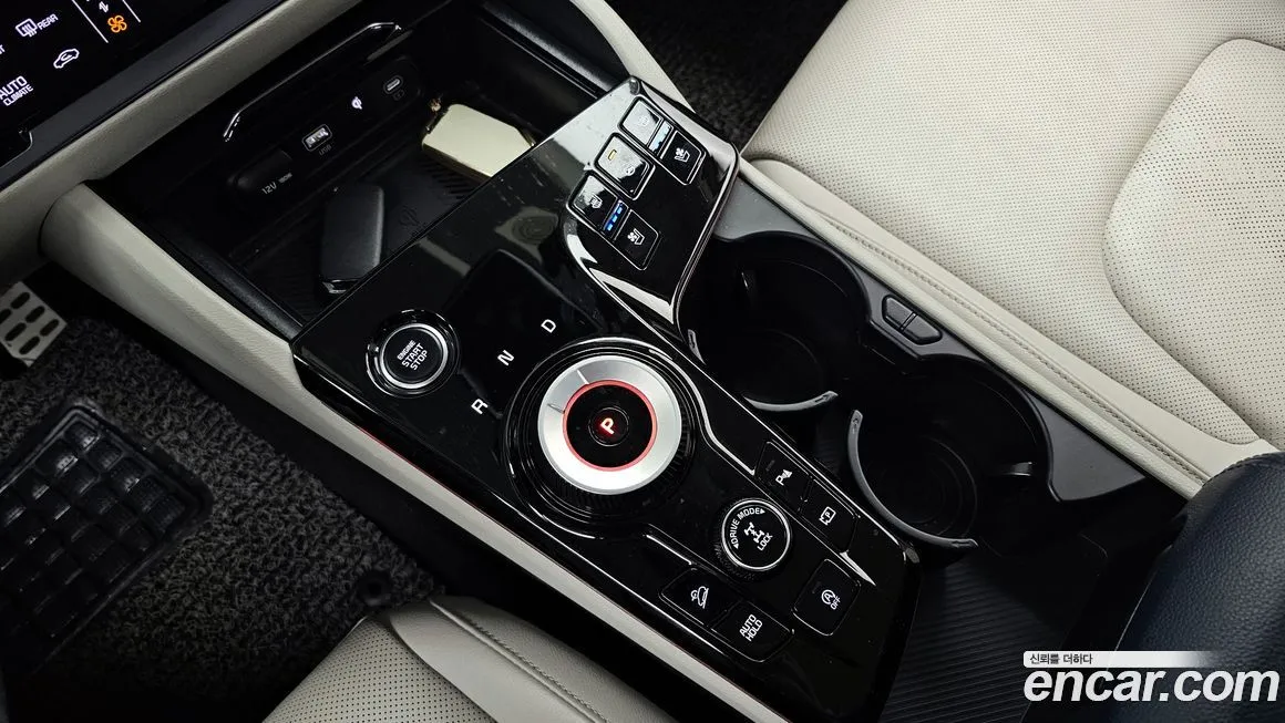 Kia Sportage — фото 9