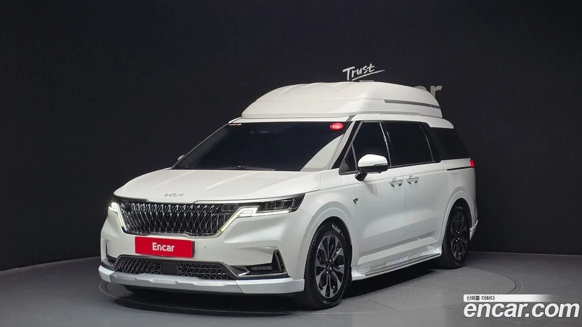 Kia Carnival — фото 1
