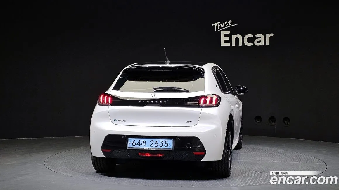 Peugeot 208 2022 из KR, фото 4