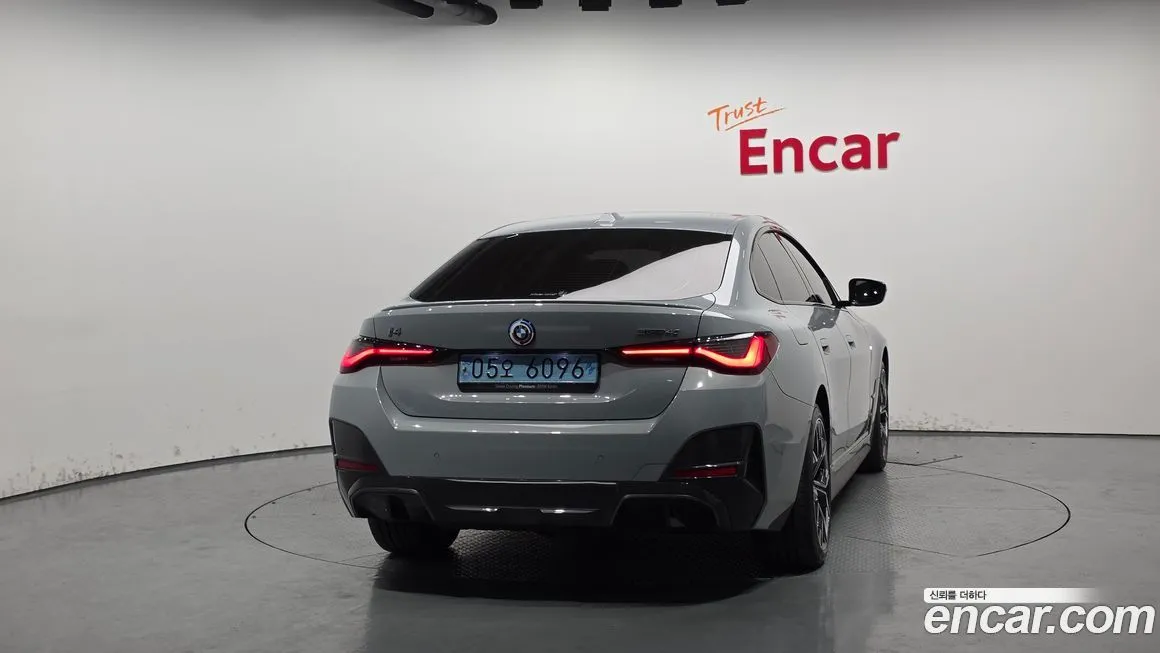 BMW i4 2024 из KR, фото 4