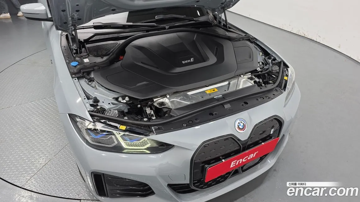 BMW i4 2024 из KR, фото 6