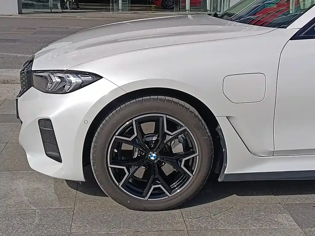 BMW i3 2024 из CN, фото 4
