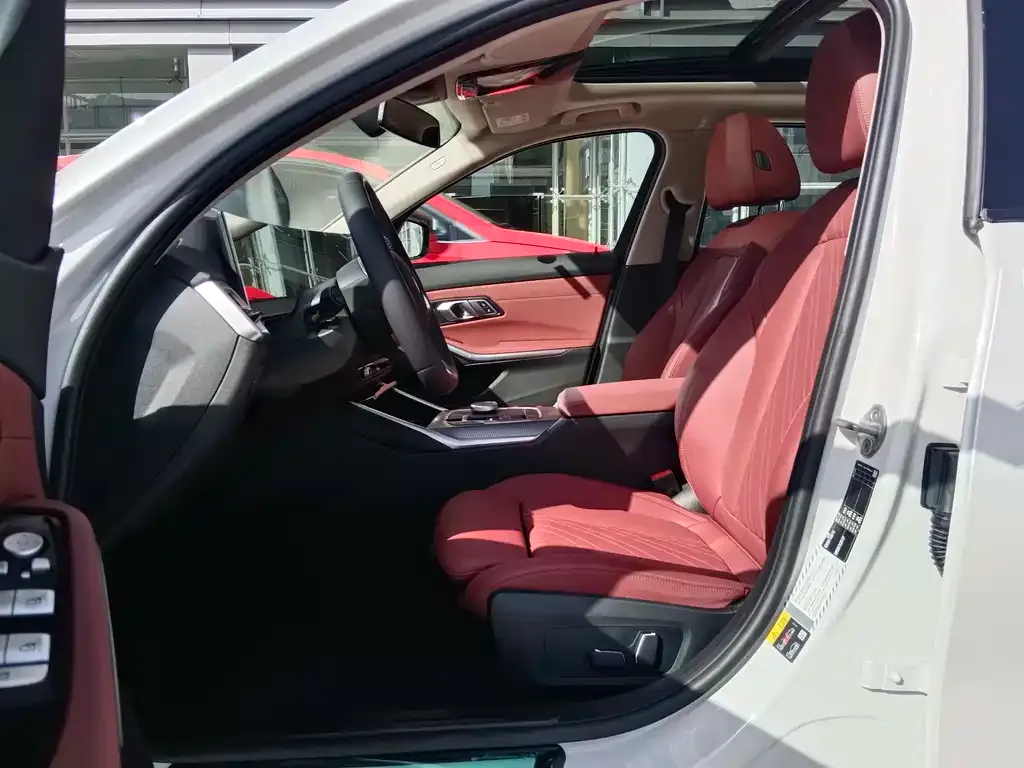 BMW i3 2024 из CN, фото 9
