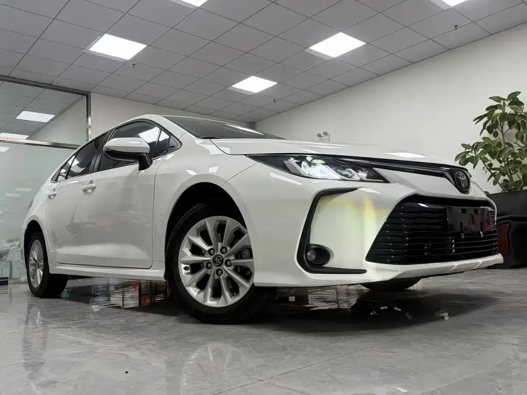 Toyota Corolla 2022 из CN, фото 3