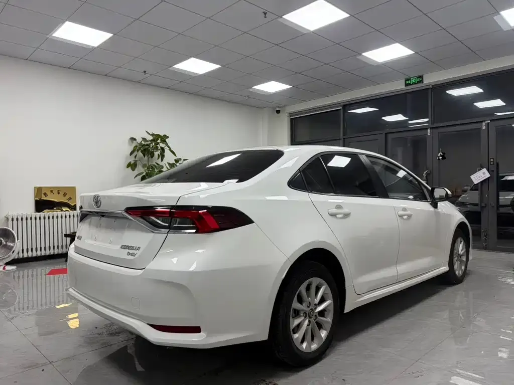 Toyota Corolla 2022 из CN, фото 8