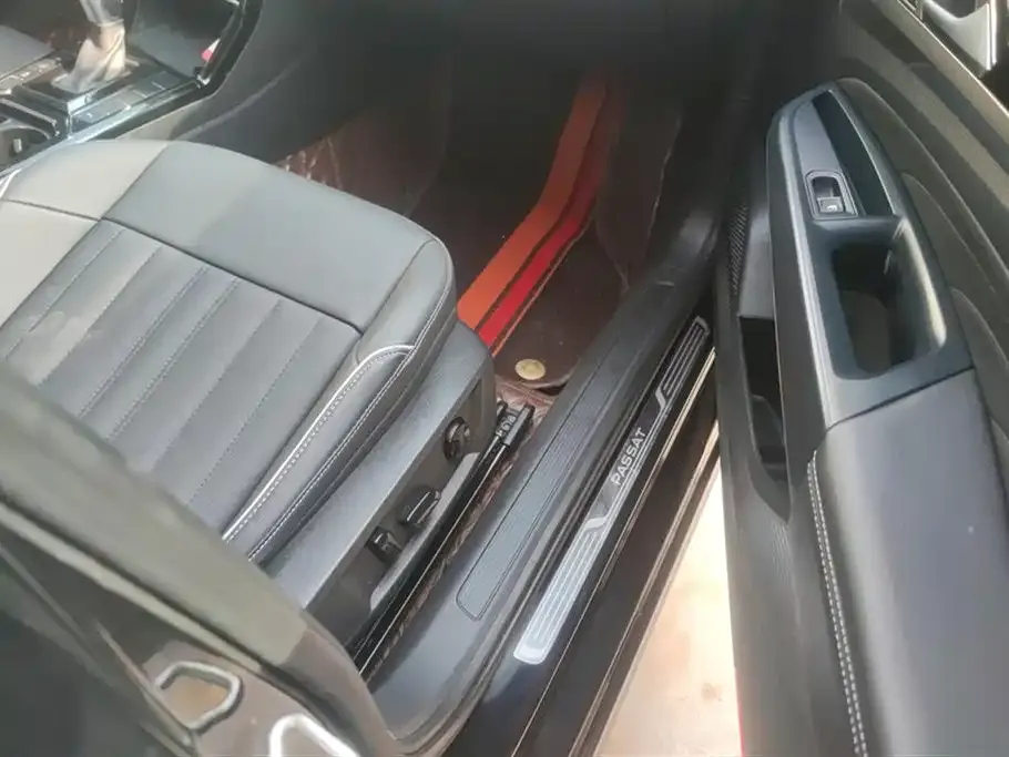 Volkswagen Passat — фото 8