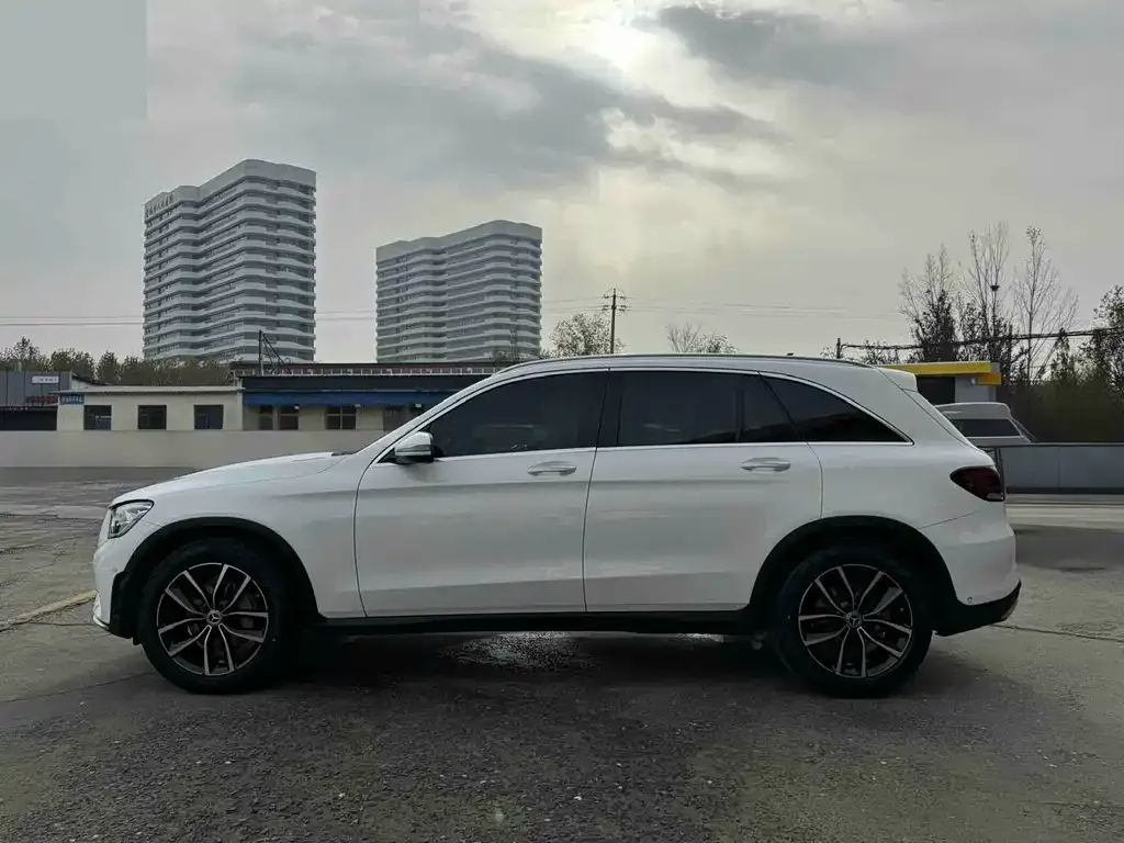 Mercedes-Benz GLC 2022 из CN, фото 2