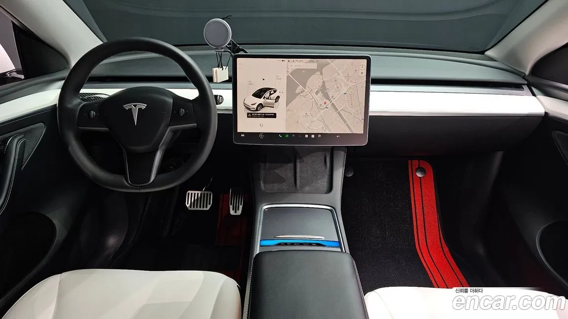 Tesla Model Y — фото 7