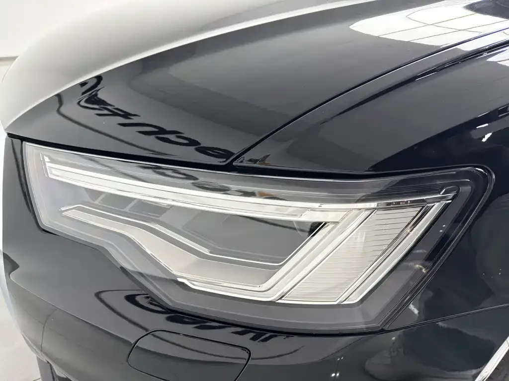 Audi A6L 2024 из CN, фото 8