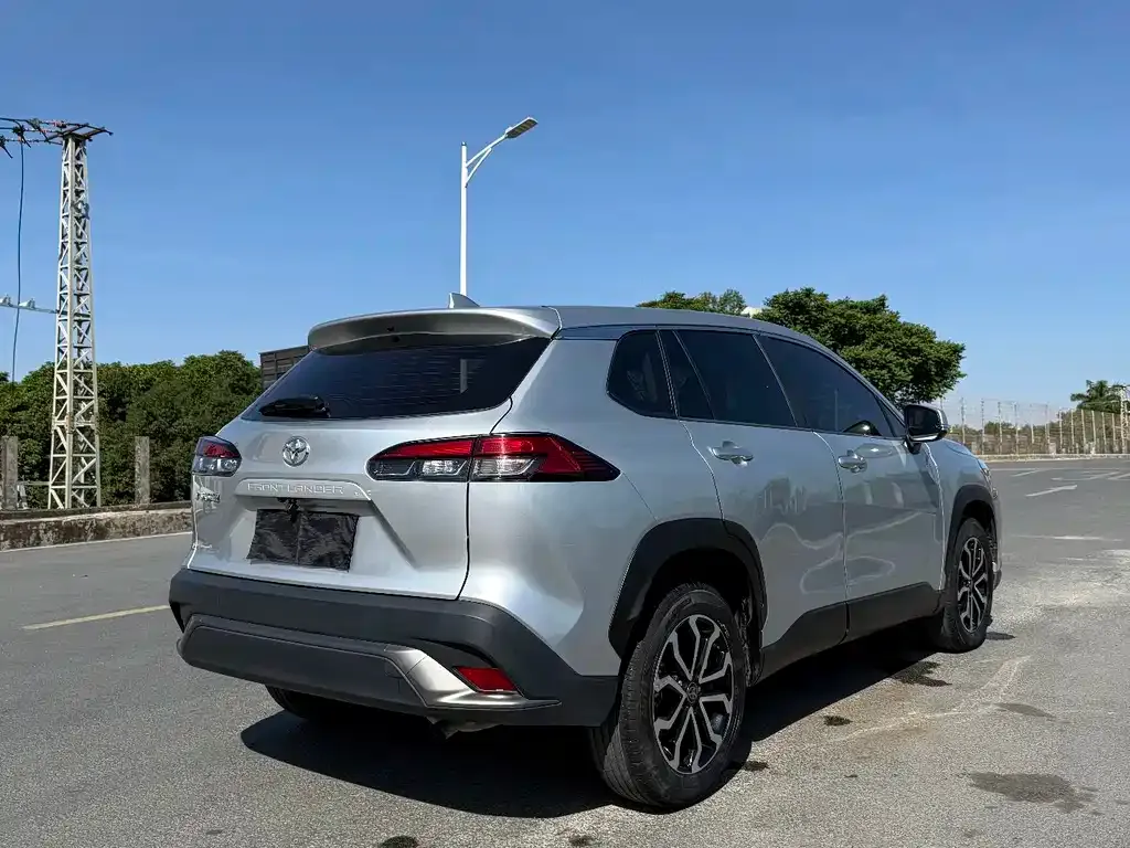 Toyota Frontlander 2022 из CN, фото 9