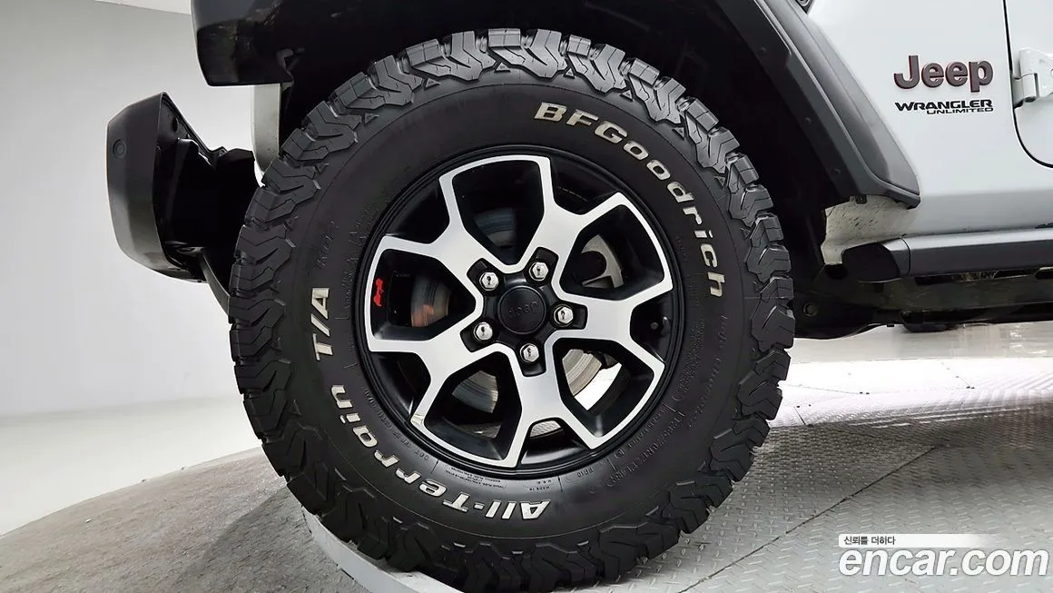 Jeep Wrangler 2022 из KR, фото 5