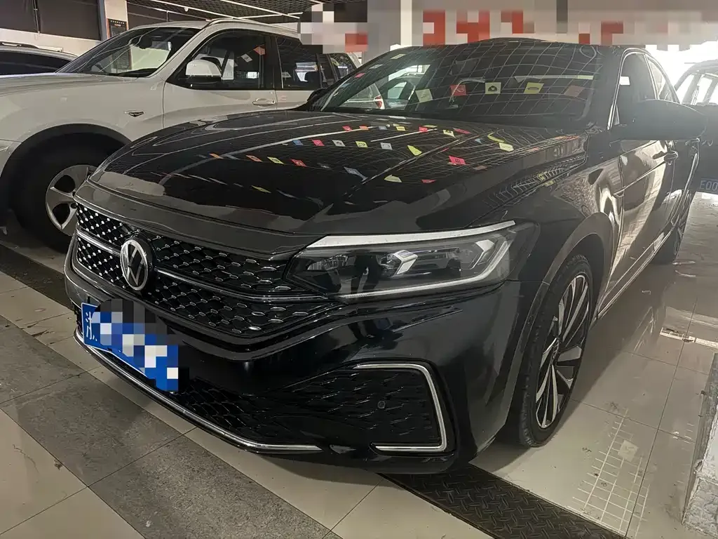 Volkswagen Passat 2022 из CN, фото 1