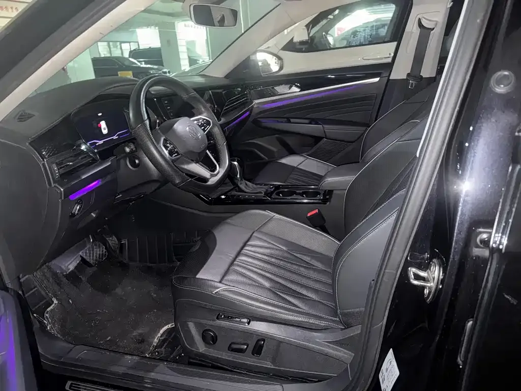 Volkswagen Passat 2022 из CN, фото 4