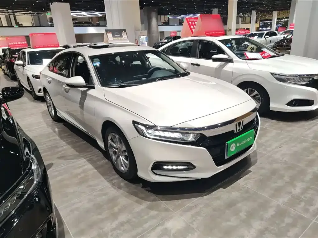 Honda Accord — фото 4