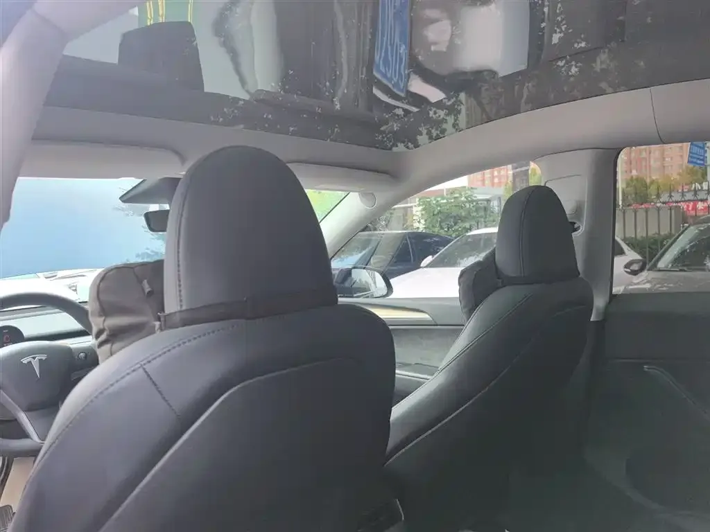 Tesla Model Y 2023 из CN, фото 8