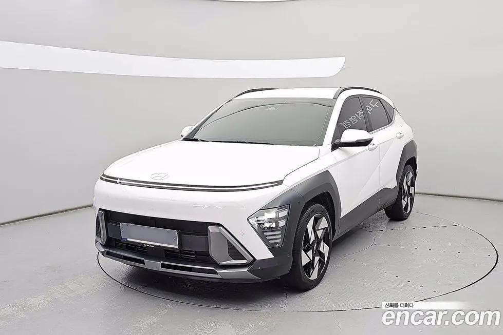 Hyundai Kona — фото 1