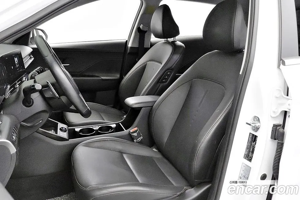 Hyundai Kona — фото 10