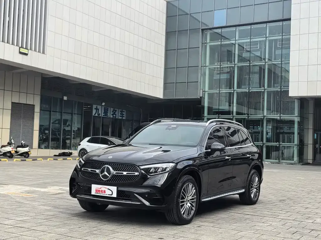 Mercedes-Benz GLC 2023 из CN, фото 1